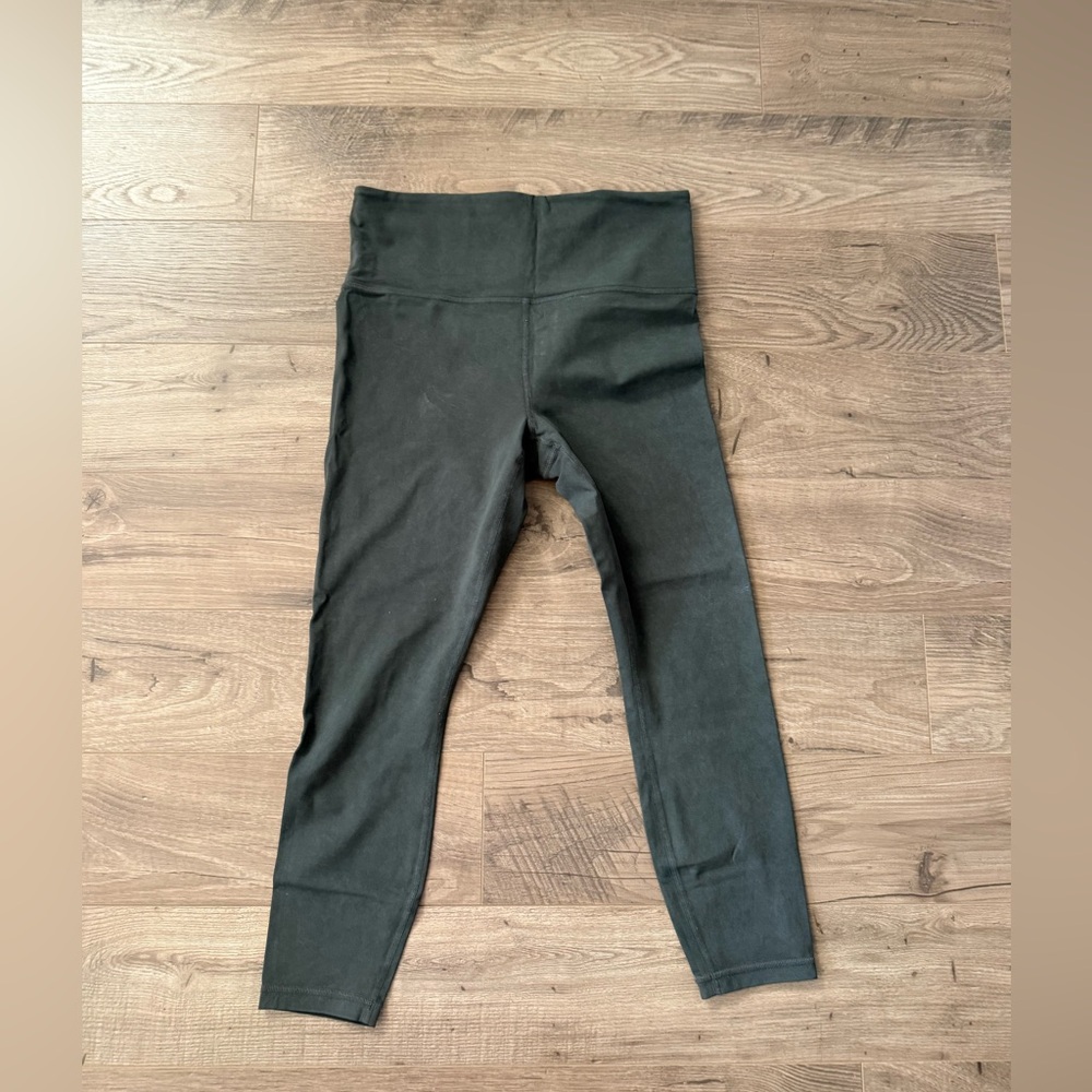 Athleta light green Leggings cropped